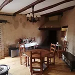 Отель Restaurante Agapio De Tresnino