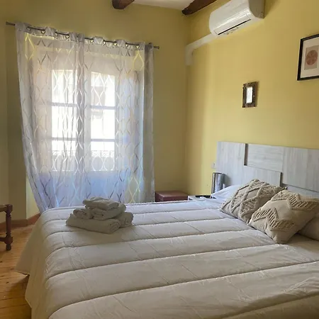 فندق Restaurante Agapio De Tresnino Olivares de Duero