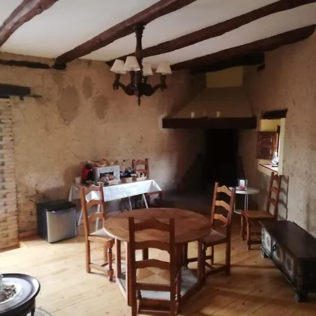 Hotel Restaurante Agapio De Tresnino