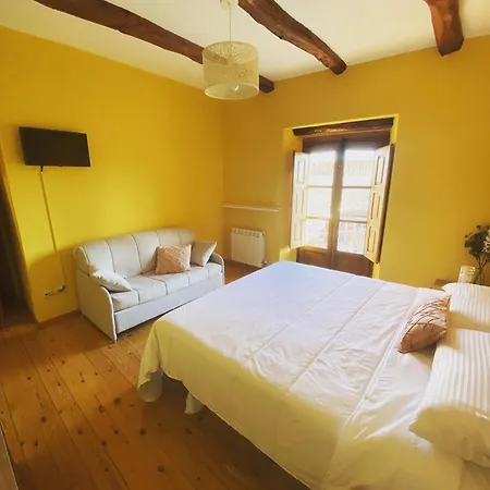 فندق Restaurante Agapio De Tresnino Olivares de Duero